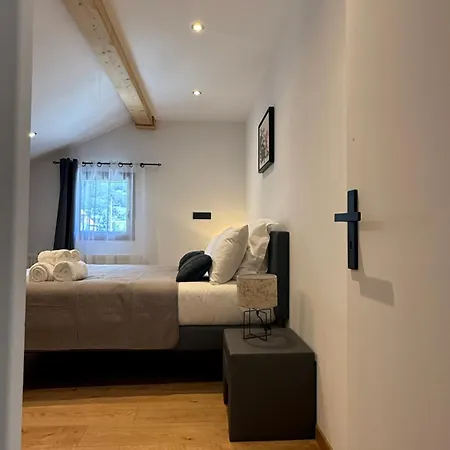Les Bons Enfants Apartmán *